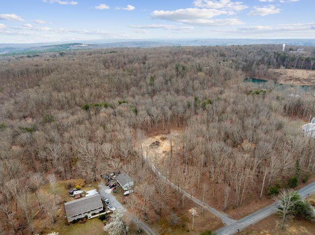 304 Eagle Nest Road, Graysville, TN 37338
