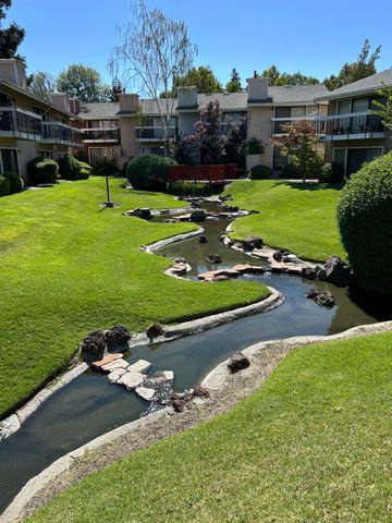 3722 W Benjamin Holt Dr #16, Stockton, CA 95219