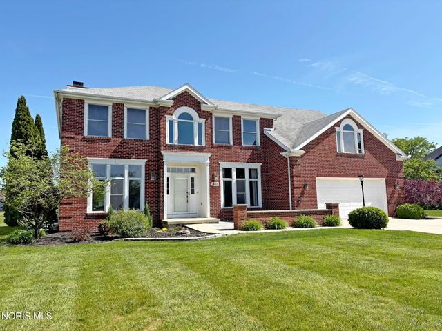 1404 Muirfield Drive, Bowling Green, OH 43402