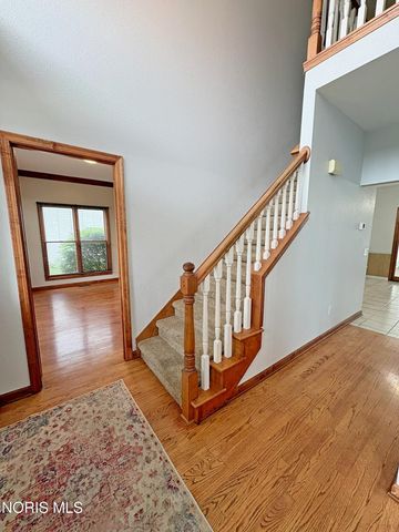1404 Muirfield Drive, Bowling Green, OH 43402