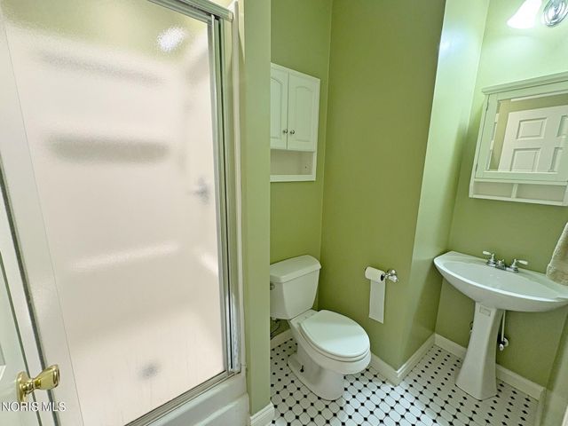 1404 Muirfield Drive, Bowling Green, OH 43402