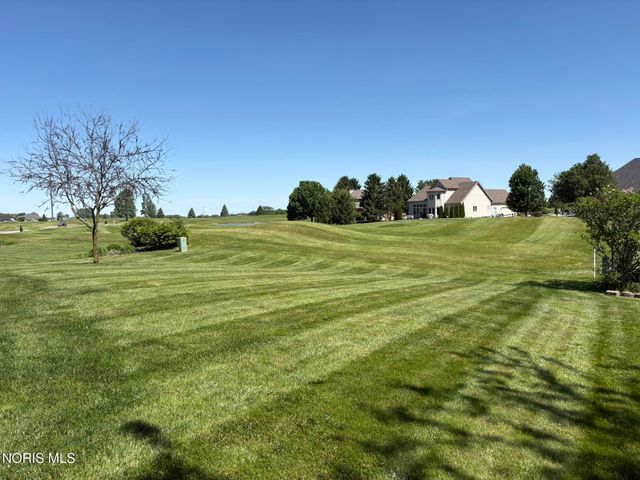 1404 Muirfield Drive, Bowling Green, OH 43402
