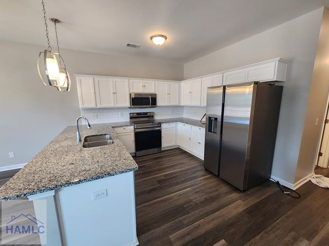 2722 Arnold Drive SE, Ludowici, GA 31301