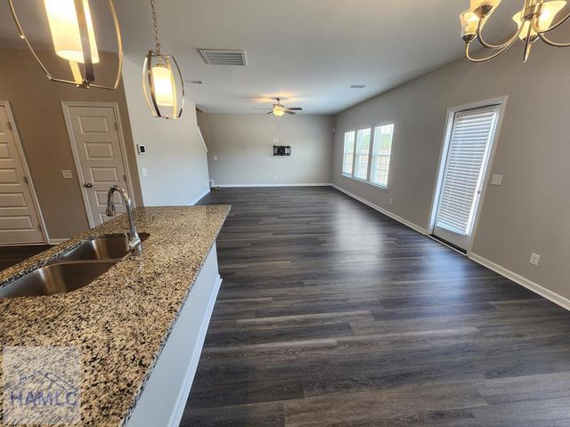 2722 Arnold Drive SE, Ludowici, GA 31301