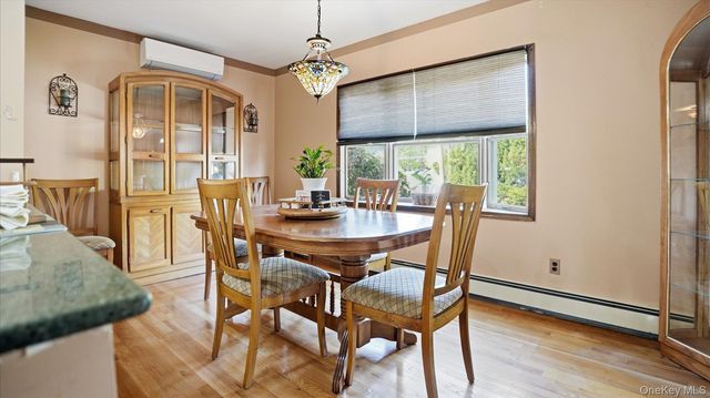 14 McCord Place, Bethpage, NY 11714