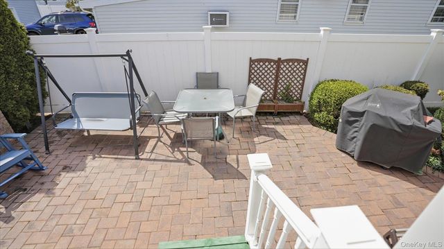 14 McCord Place, Bethpage, NY 11714