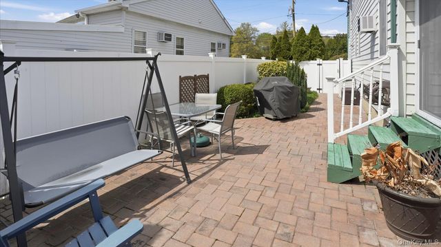 14 McCord Place, Bethpage, NY 11714