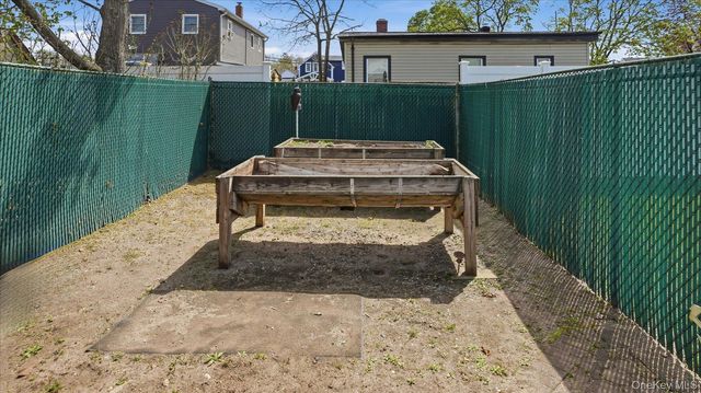 14 McCord Place, Bethpage, NY 11714