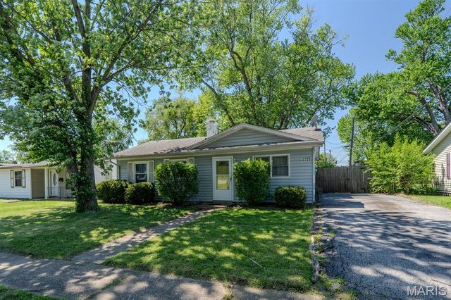 2725 Birch Avenue, Granite City, IL 62040