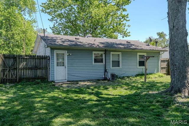 2725 Birch Avenue, Granite City, IL 62040