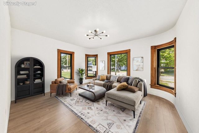 427 E Madison AVENUE, Milton, WI 53563