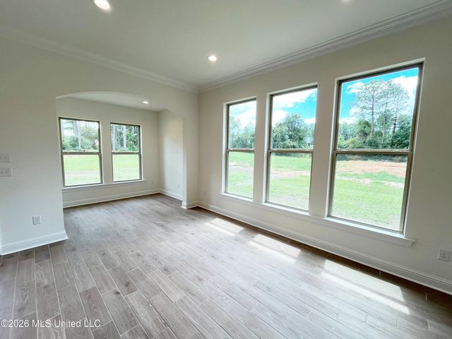 17952 Fairway View Drive, Biloxi, MS 39532