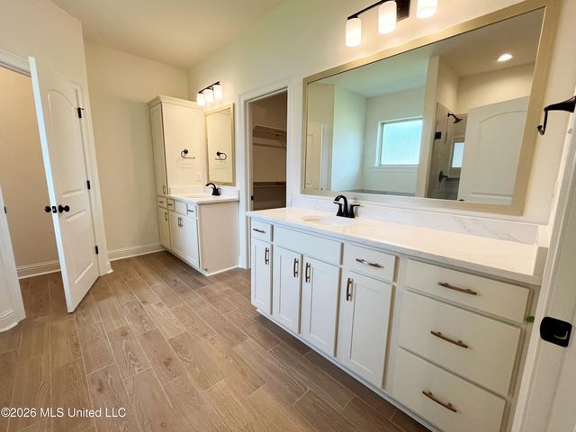 17952 Fairway View Drive, Biloxi, MS 39532