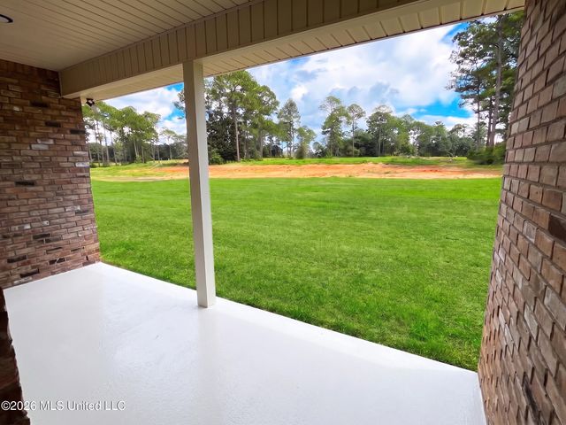 17952 Fairway View Drive, Biloxi, MS 39532