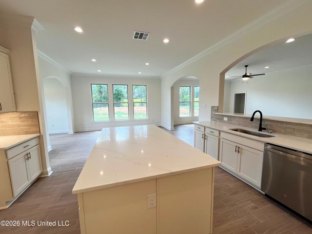 17952 Fairway View Drive, Biloxi, MS 39532