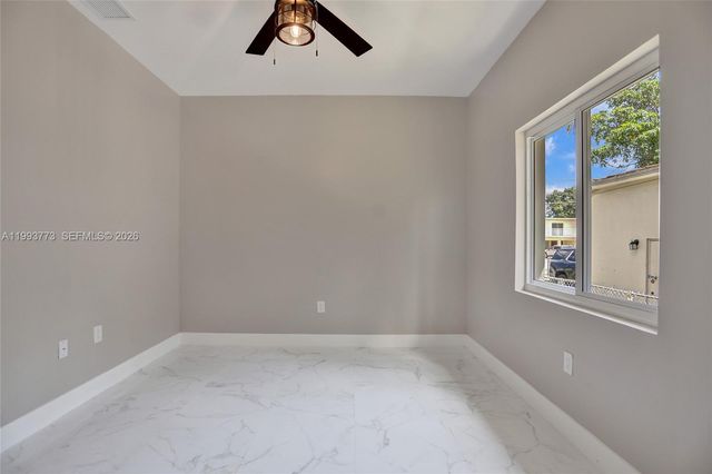 1620 NW 31st Ave A, Miami, FL 33125