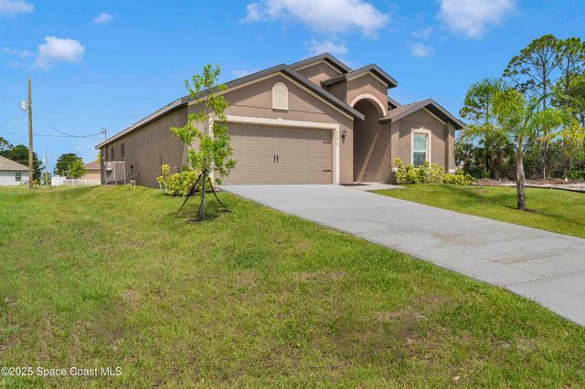 2270 Harbison Avenue SW, Palm Bay, FL 32908