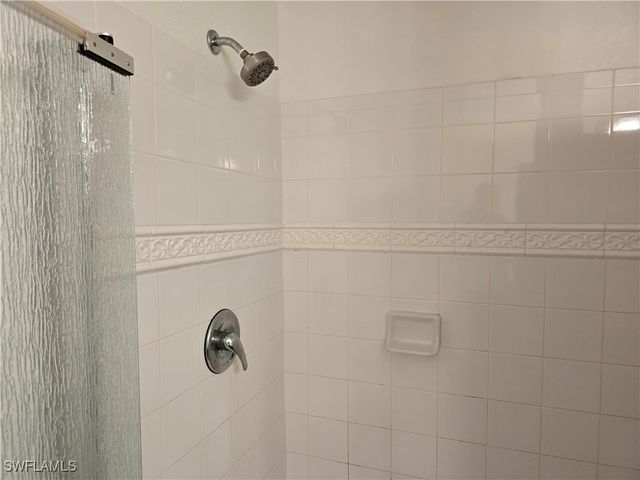 12940 Positano CIR 201, Naples, FL 34105