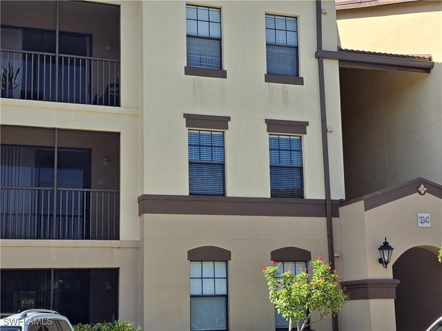 12940 Positano CIR 201, Naples, FL 34105