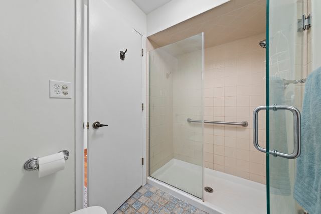 12912 Mill Drive E B2, Palos Park, IL 60464