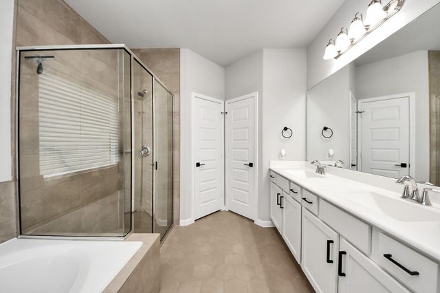 6618 Beacon View Drive, Baytown, TX 77521