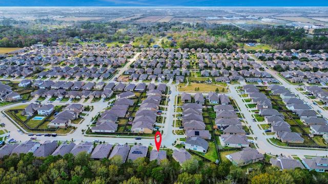 6618 Beacon View Drive, Baytown, TX 77521