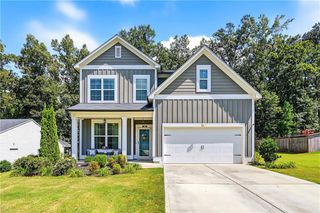 258 Creekstone Drive, Dallas, GA 30132