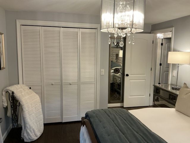 34 Pebble Path Ln, West Springfield, MA 01089