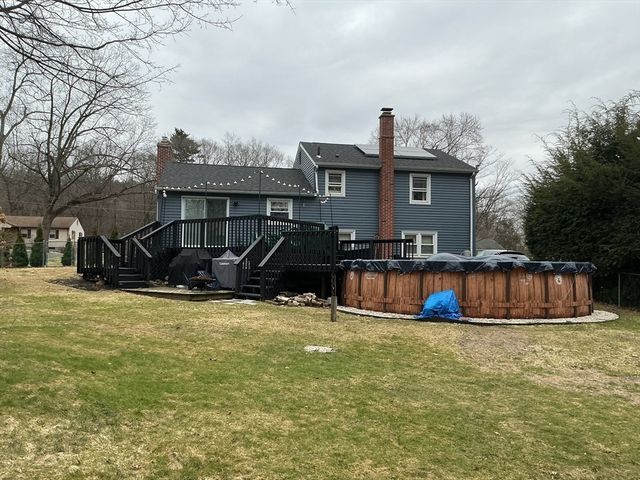 34 Pebble Path Ln, West Springfield, MA 01089