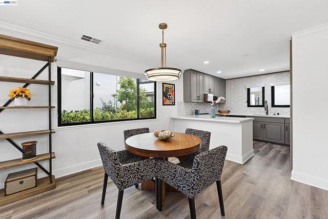 73 Mozden Lane, Pleasant Hill, CA 94523
