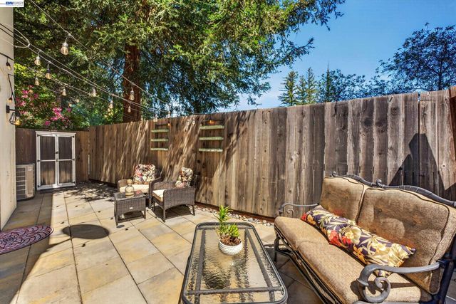 73 Mozden Lane, Pleasant Hill, CA 94523