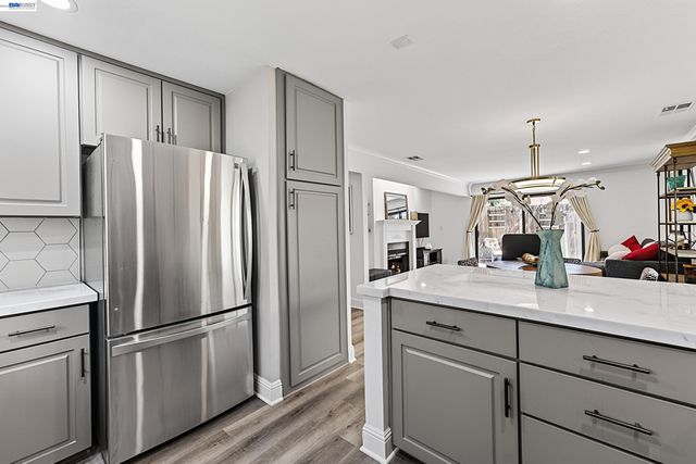 73 Mozden Lane, Pleasant Hill, CA 94523