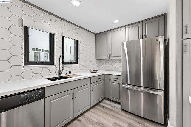 73 Mozden Lane, Pleasant Hill, CA 94523