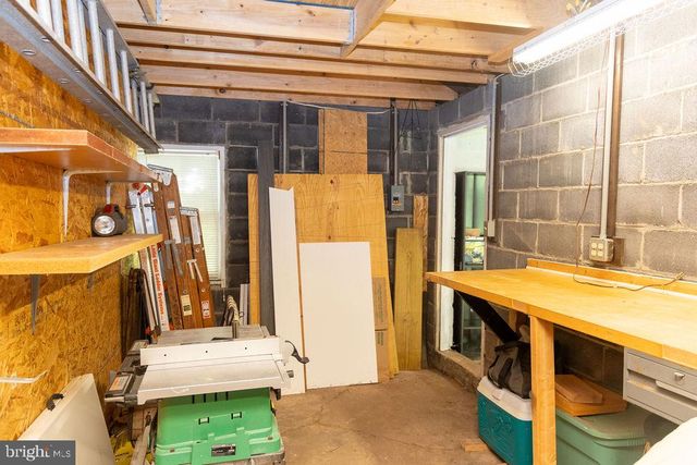 40 S 11TH ST, Quakertown, PA 18951