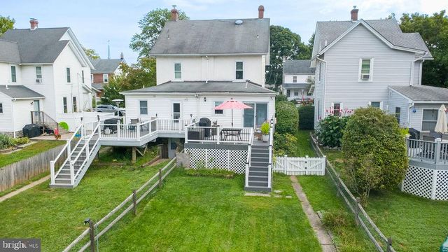 40 S 11TH ST, Quakertown, PA 18951