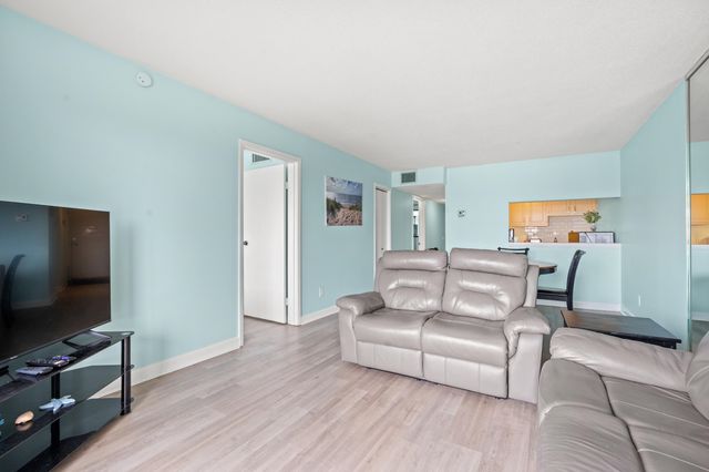 601 Mitchell Dr Apt 507, Myrtle Beach, SC 29577