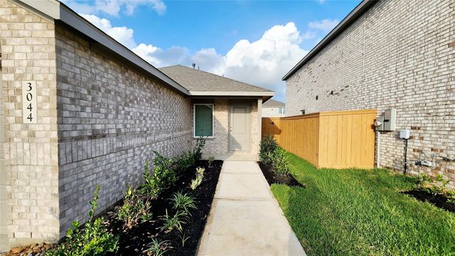 3044 Dawn Sound Drive, Katy, TX 77493