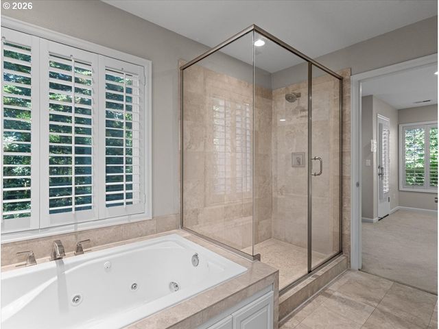 4 NORTHVIEW Ct, Lake Oswego, OR 97035