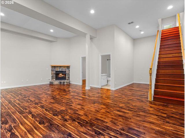 4 NORTHVIEW Ct, Lake Oswego, OR 97035