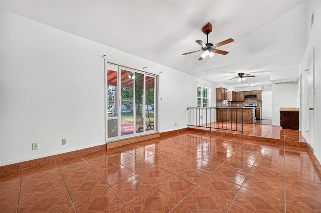 25634 Chestnut Lane, Splendora, TX 77372