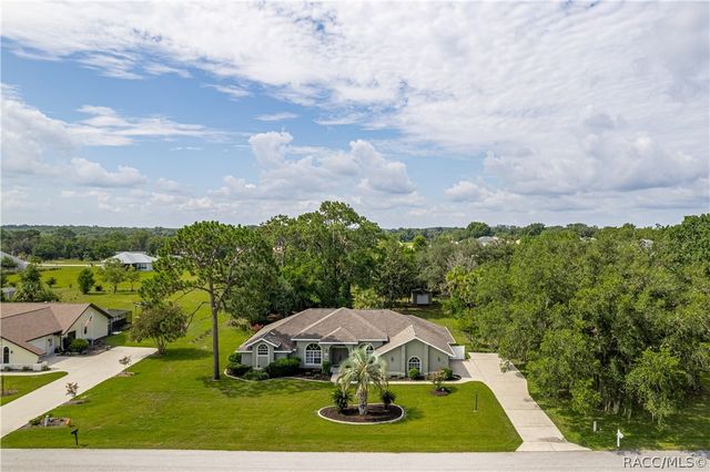 1154 E Triple Crown Loop, Hernando, FL 34442