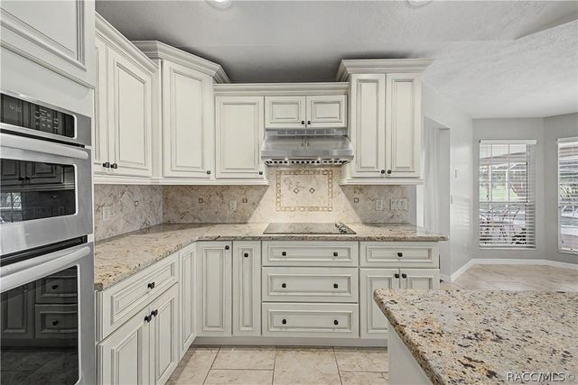 1154 E Triple Crown Loop, Hernando, FL 34442