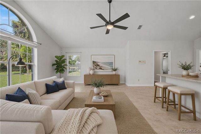 1154 E Triple Crown Loop, Hernando, FL 34442
