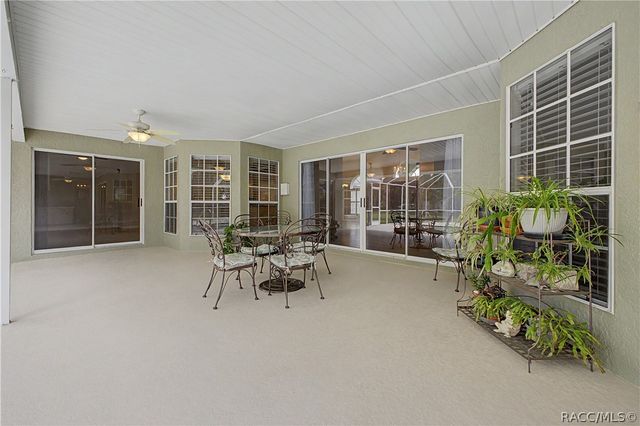 1154 E Triple Crown Loop, Hernando, FL 34442
