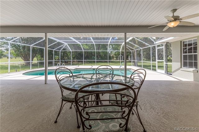 1154 E Triple Crown Loop, Hernando, FL 34442