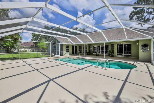 1154 E Triple Crown Loop, Hernando, FL 34442