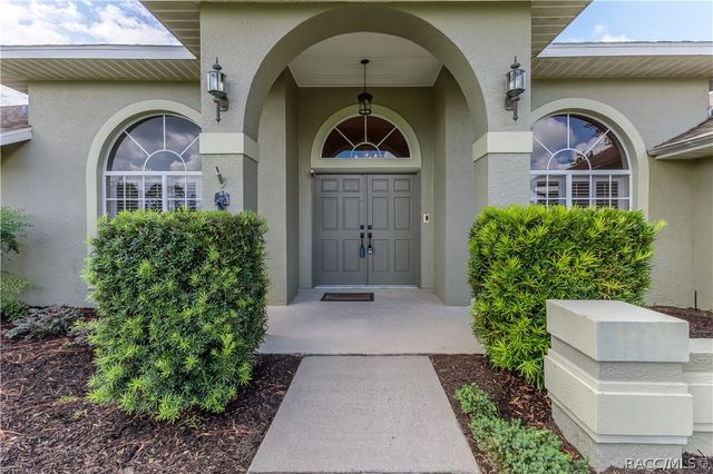 1154 E Triple Crown Loop, Hernando, FL 34442