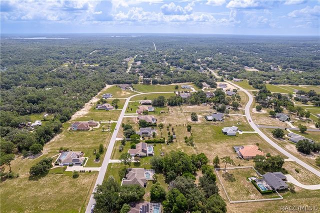 1154 E Triple Crown Loop, Hernando, FL 34442