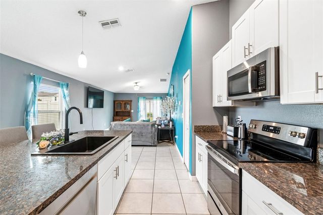 6065 SPRING CRAYFISH AVENUE, New Port Richey, FL 34653