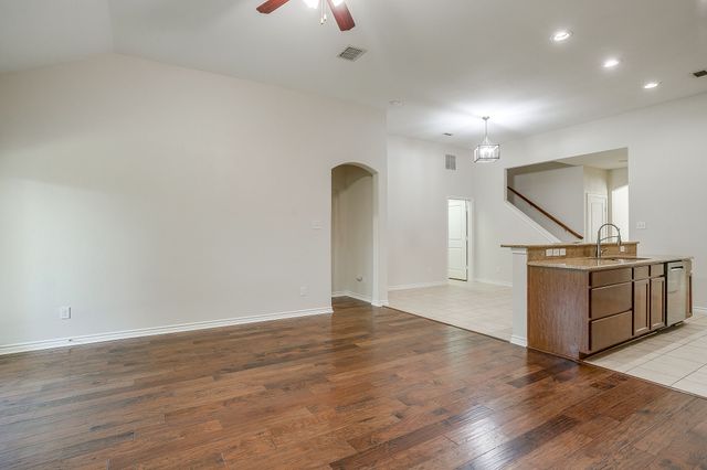 3801 Weatherstone Drive, Fort Worth, TX 76137